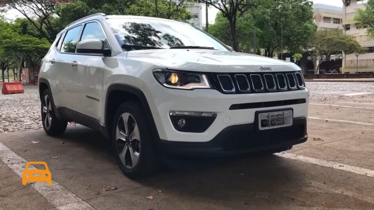 Jeep Compass Longitude: Elegância e Potência em um SUV